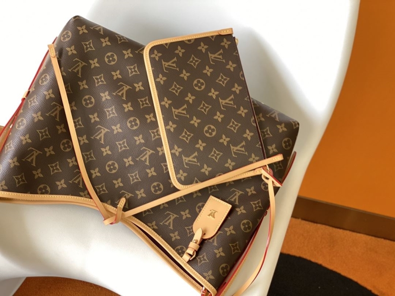 LV Shopping Bags